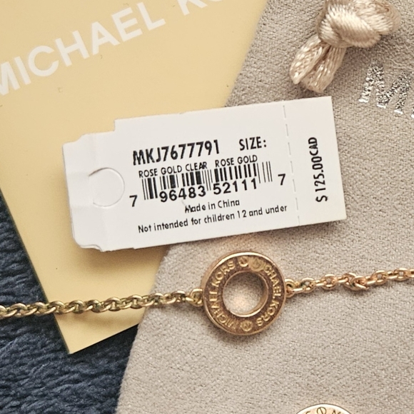 Michael Kors Necklace - Picture 3 of 3